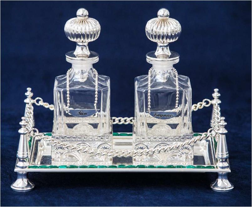 ref.1199 Little bar with two crystal bottles and with malachite stones